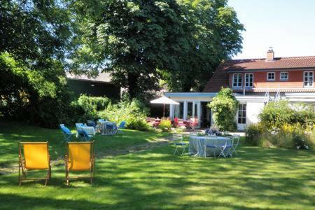 Gaestehaus Kloen-Stuuv Delve Extérieur photo